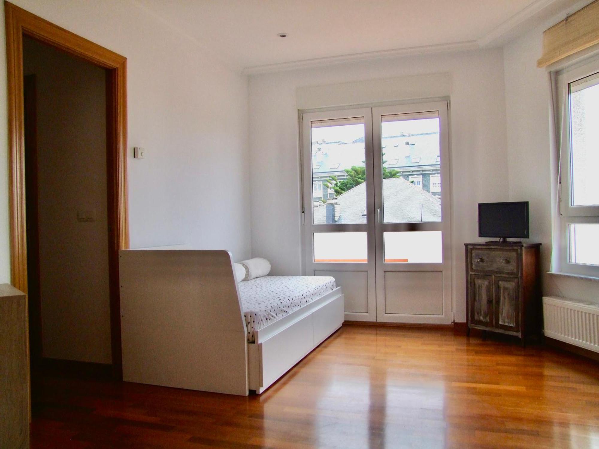 Atico Vacaciones Ribadeo Apartment ภายนอก รูปภาพ